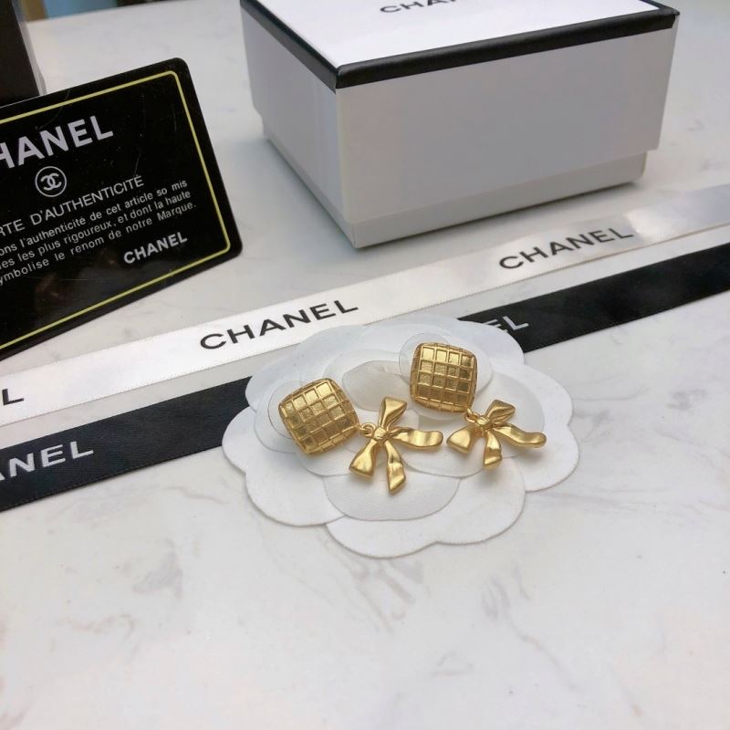 Ch**el earrings